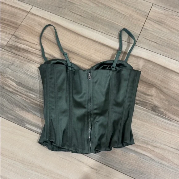 Aritzia Women’s Wilfred Gallery Green Satin Like Corset Top | 00 - Picture 3 of 4
